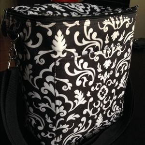 Thirty-One Gifts picnic thermal tote