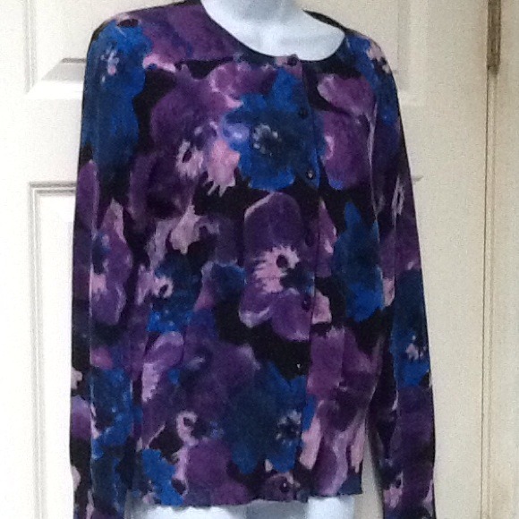 RESERVED BUNDLE - sweater, dress barn pants & INC