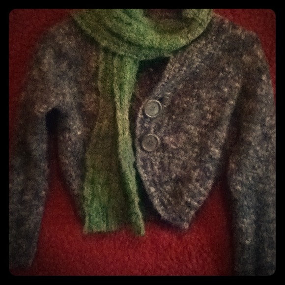 Vintage wool short sweater