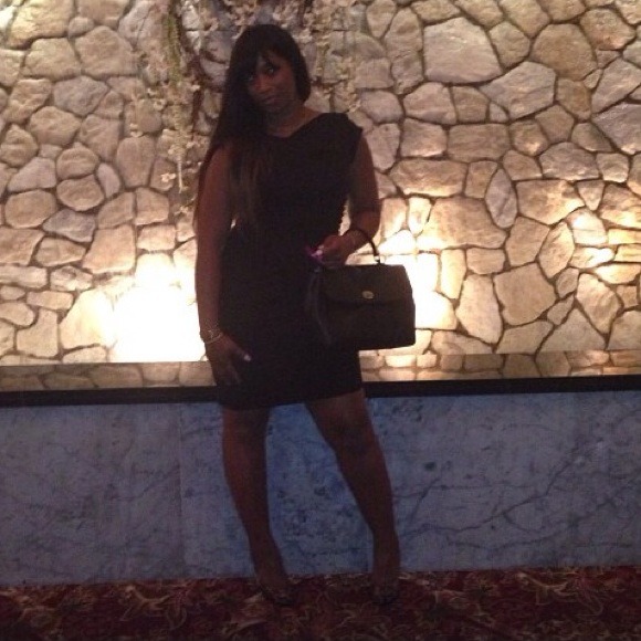 Authentic Robinson Top Handle Satchel *NO TRADE* - Picture 4 of 4