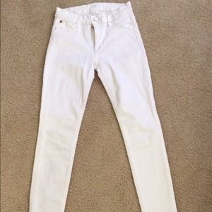 ⚡REDUCED⚡ White skinny Hudson jeans