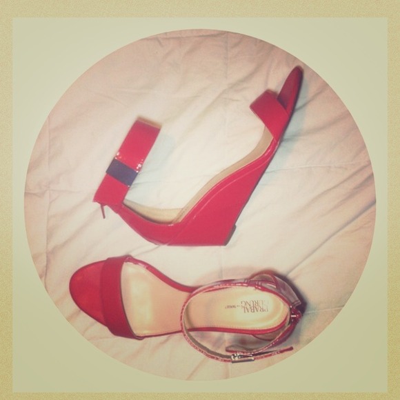 Red wedge👠👠SOLD👠👠