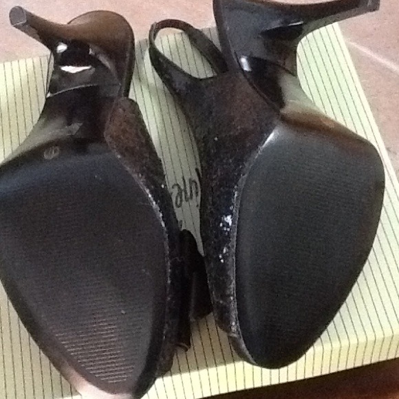 Glamorous Sequin Heels! - Picture 4 of 4