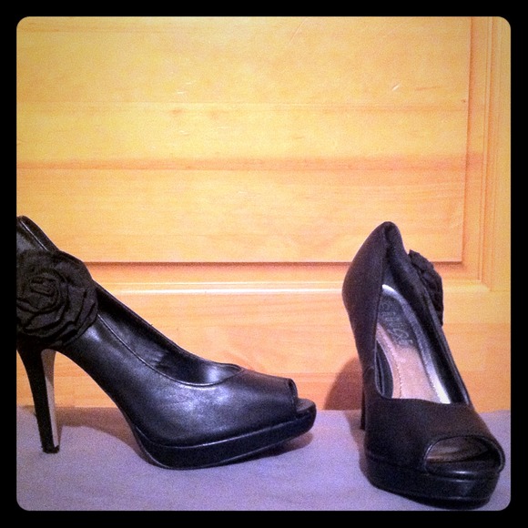 Black Rose Heels