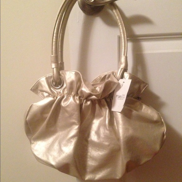 Purse - Picture 1 of 1