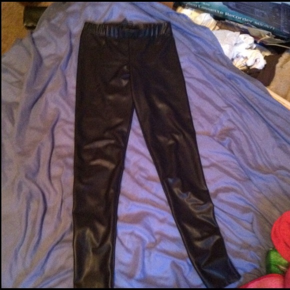 Black leather leggings