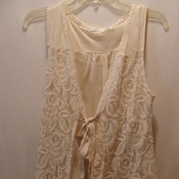 Lace Shabby Chic vest by Blu Pepper