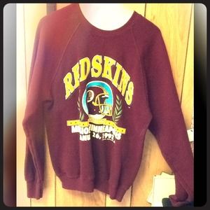 REDSKINS SIZE L SWEATSHIRT