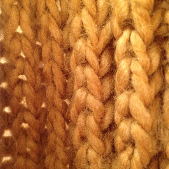 Scarf - Picture 2 of 2