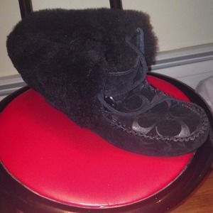 BNWB Coach size 5.5 slippers