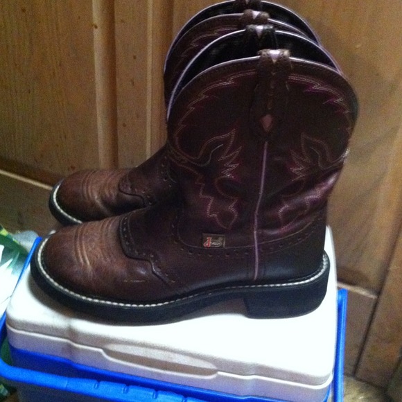 Justin gypsy cowgirl boots