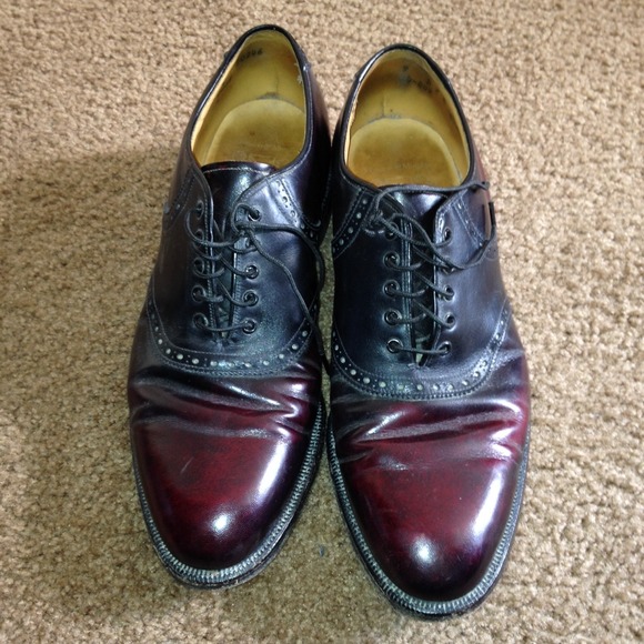Men's dress shoes
