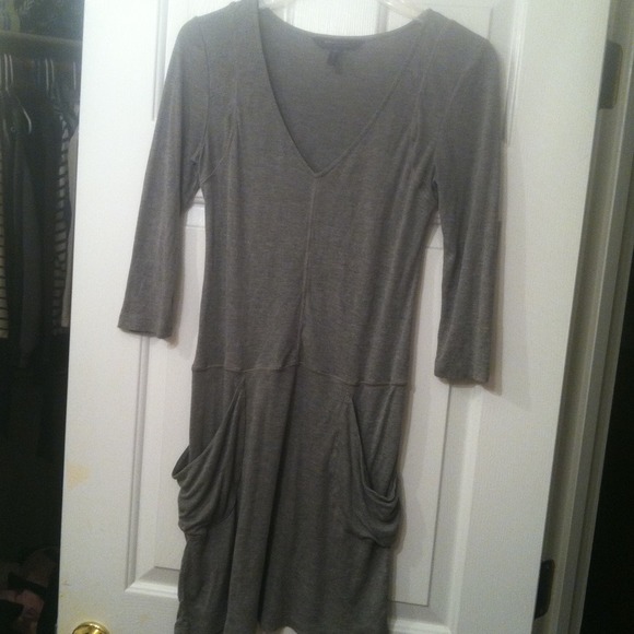 BCBG maxazria grey soft flowy dress sz small