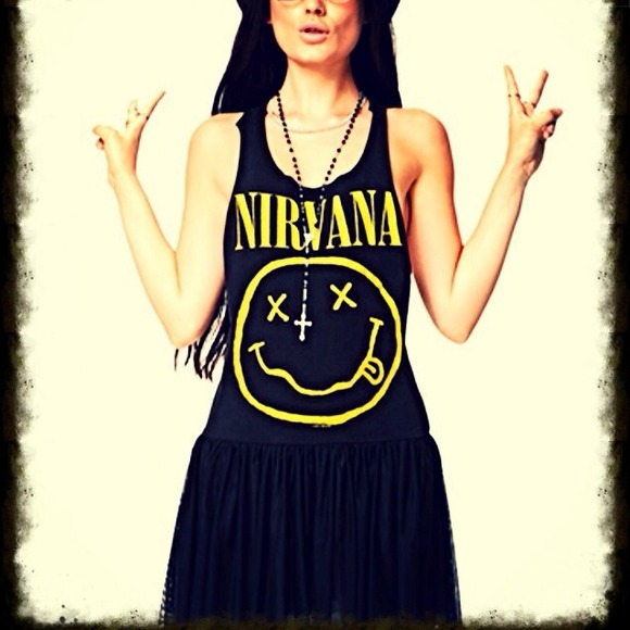 This dress is so cute - Picture 1 of 3