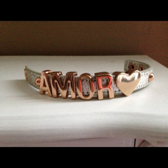 BCBG bracelet