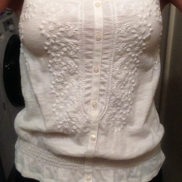 American Eagle embroidered tank top! - Picture 2 of 4