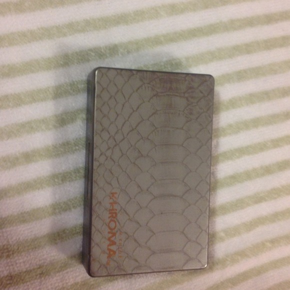 Khroma beauty palette, Kim's Kardazzle - Picture 2 of 3