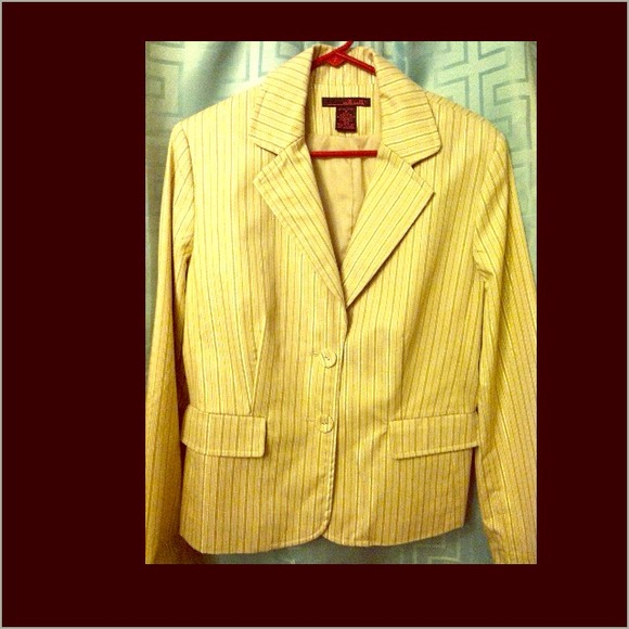 Price cut!!! Cream-colored blazer w/mini stripes