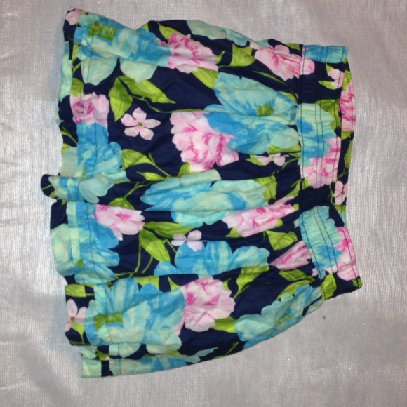 Hollister skirt