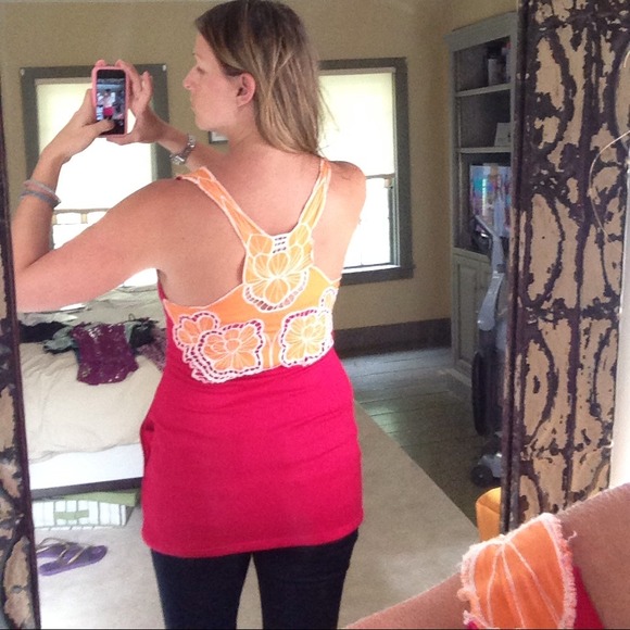Bright top unique back