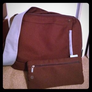 Belkin computer bag with small bag