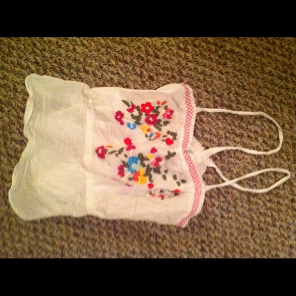 Embroidered top - Picture 1 of 1