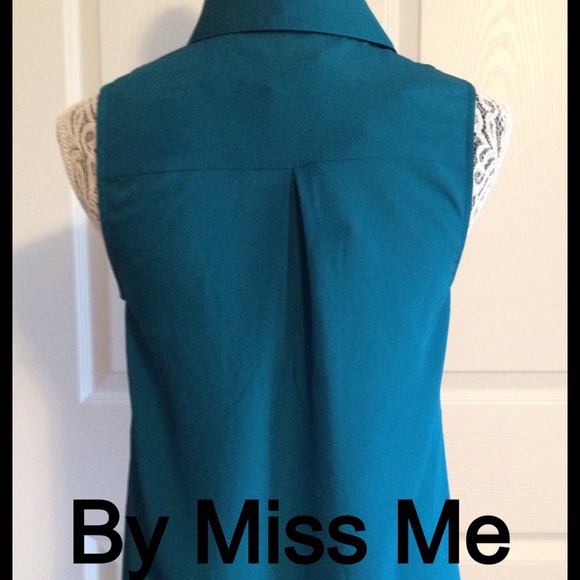 MM Couture Top🎉Host Pick Street Style🎉 - Picture 3 of 3