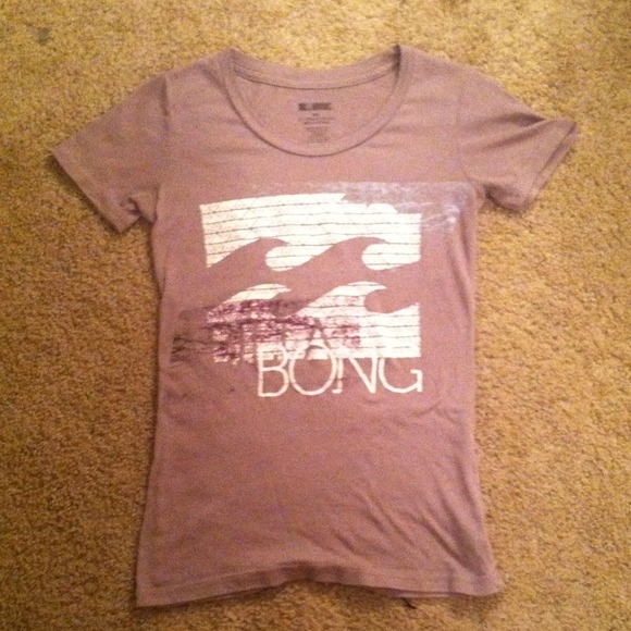 Brown billabong T