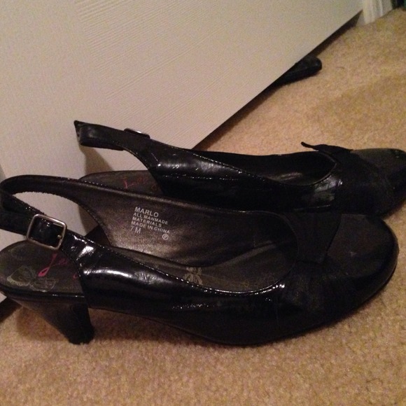 Heels - Picture 2 of 2