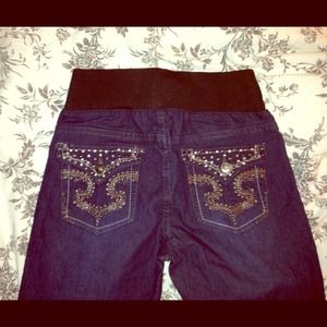 Maternity pants size small **NEW**