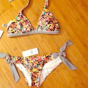 REDUCED! Roxy floral bikini top and bottom