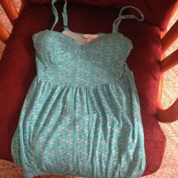 Kirra shirt from Pacsun size: small