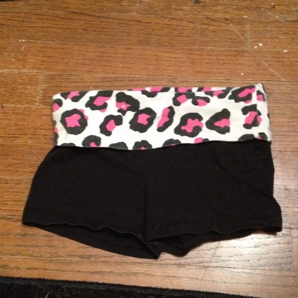 🚫TRADED🚫Victoria's Secret yoga shorts