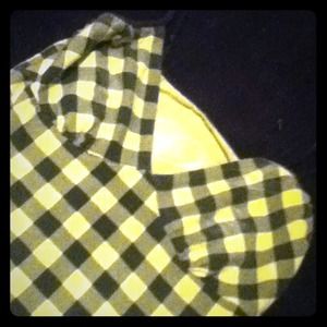 Plaid black and yellow tank top Rue21 sz M Juniors