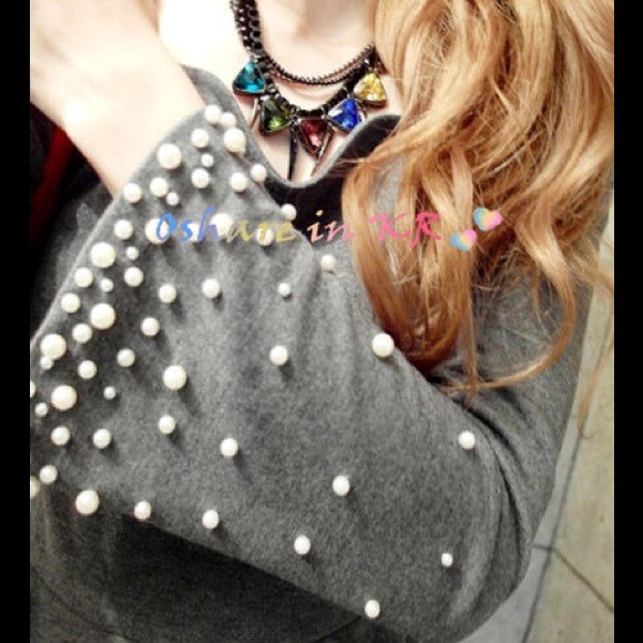 ❌SOLD❌🎀HOST PICK🎀 New Peplum Top - Picture 3 of 3