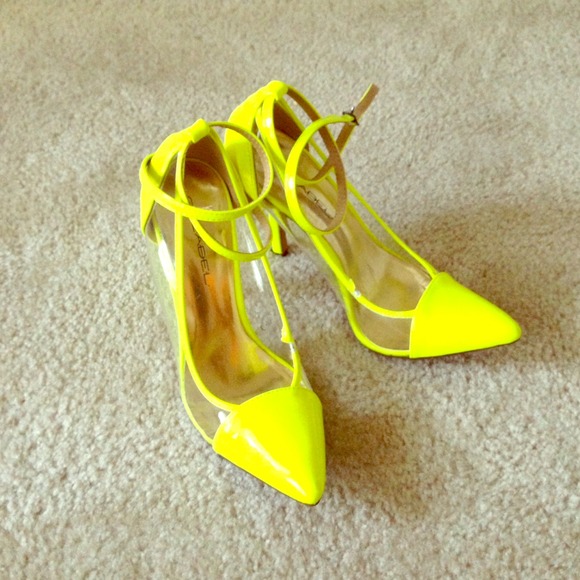 ❌ SOLD - Neon Ankle strap Heels