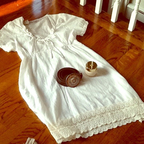 Sold to Shortmd Bundled Dress ,Cream and Belt