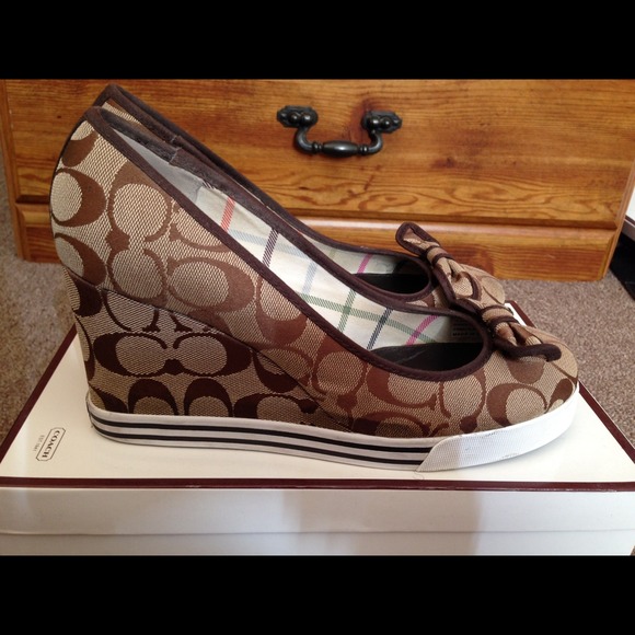 Coach Signature Sweetie Wedges