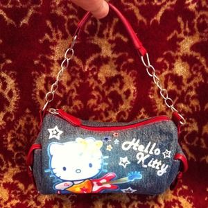 🔴SOLD IN BUNDLE🔴HELLO KITTY Pouchette!!!