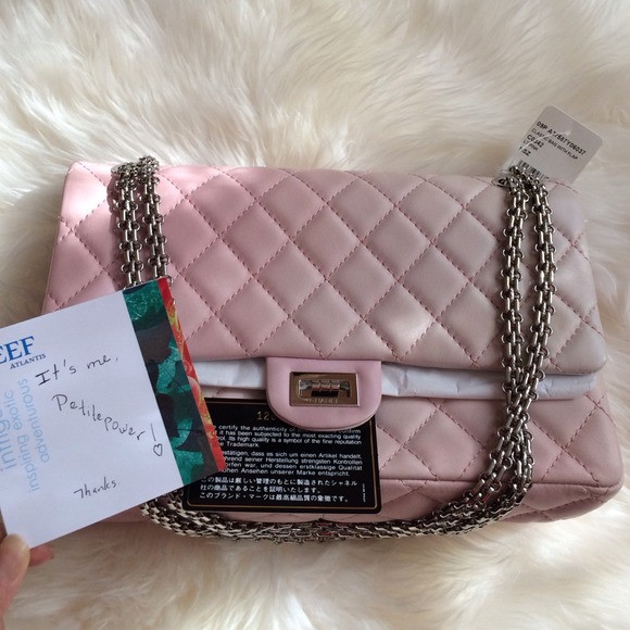 🚫SOLD🚫Chanel Pink Chanel Reissue Flap. - Picture 3 of 4
