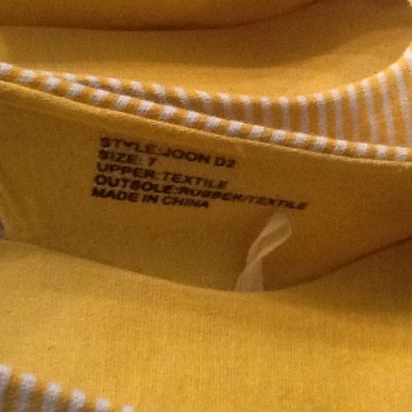 Traded*****Cute yellow shoes need a good home. - Picture 3 of 3