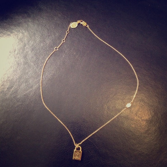 100% authentic juicy couture necklace
