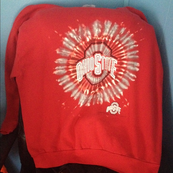 💘BUNDLED💘🏀🏈 O-H-I-O sweatshirt!! 🏈🏀 - Picture 1 of 2