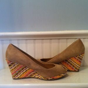 Rainbow Wedges from Justified