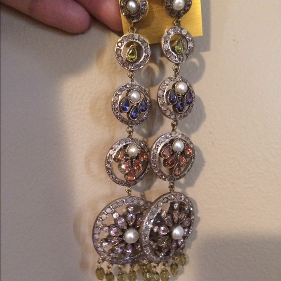 Fashion stone earring