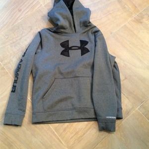 TRADED!!!!!!   Boys hooded pull over