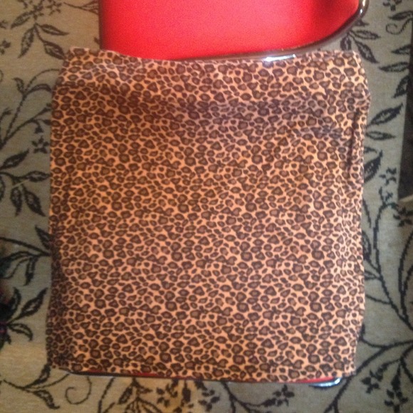 Cheetah print bodycon skirt