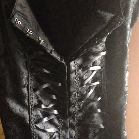 🚫SOLD IN BUNDLE🚫 Real Tripp NYC corset - Picture 4 of 4