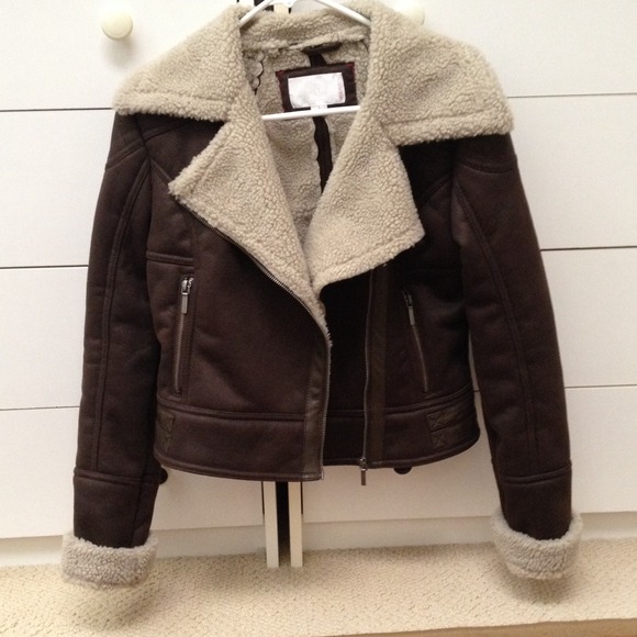 🚫SOLD🚫Perfect for fall and winter jacket!