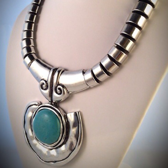 Turquoise Necklace Set - Picture 3 of 4